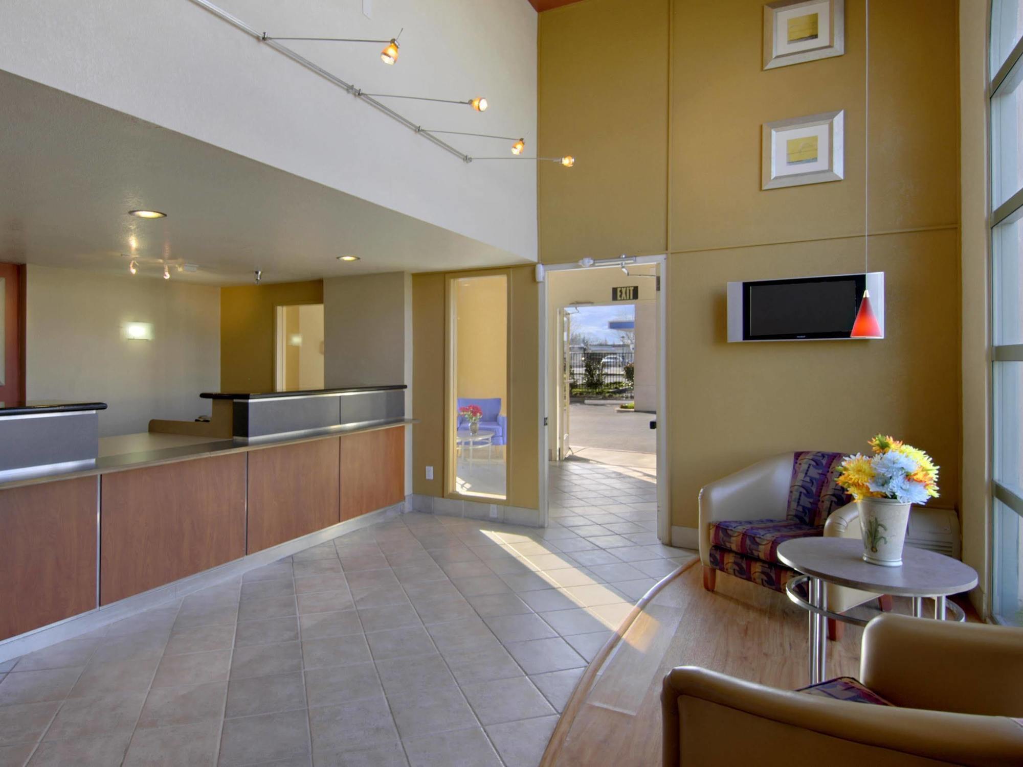 California Inn And Suites, רנצ'ו קורדובה מראה חיצוני תמונה