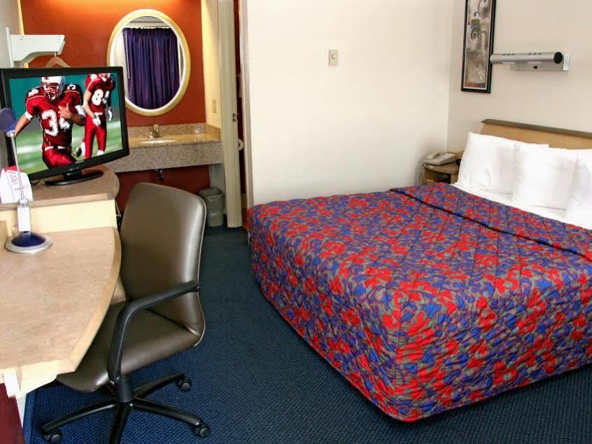 California Inn And Suites, רנצ'ו קורדובה מראה חיצוני תמונה
